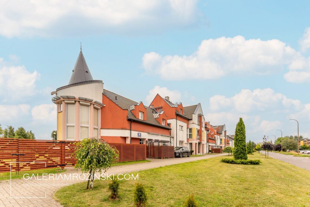 Mieszkanie z tarasem i garażem, 400 m od plaży – Darłówko – zdjęcie 11