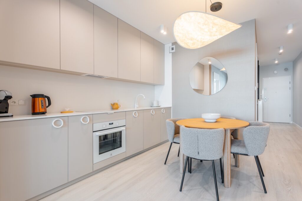 Apartament z widokiem na basen i jezioro, Rogowo – zdjęcie 6