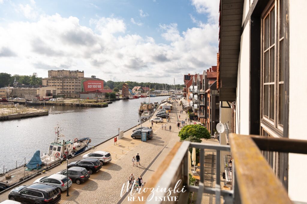 Dwupoziomowy apartament z widokiem na port – Ustka – zdjęcie 12